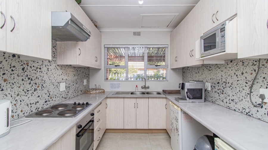 1 Bedroom Property for Sale in Sandbaai Western Cape